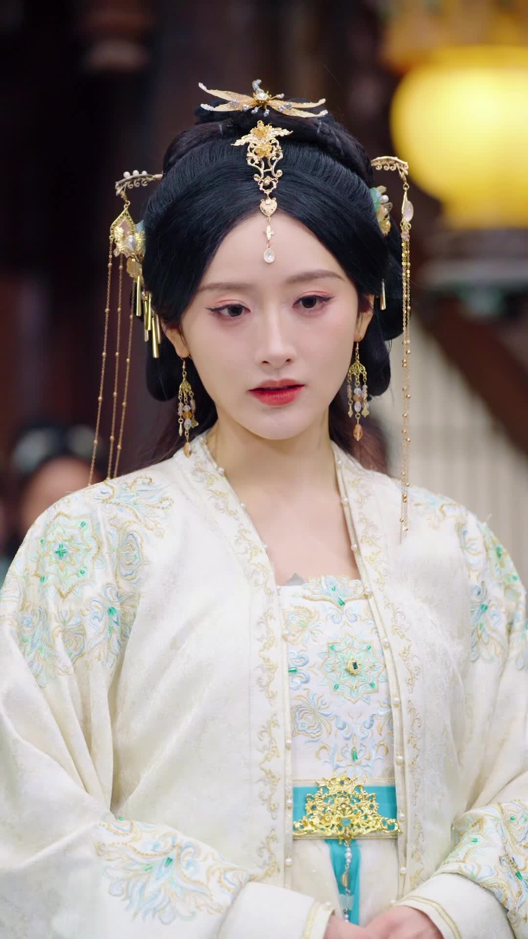 Episode 11 - An Empress in a Weak Wife's Body